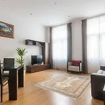 Riverside Palace Apartments