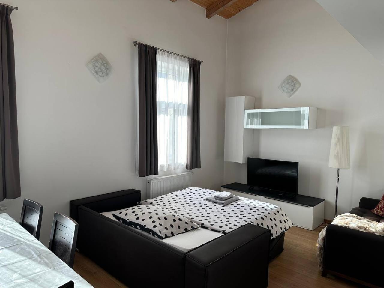 Riverside Palace Appartamento *