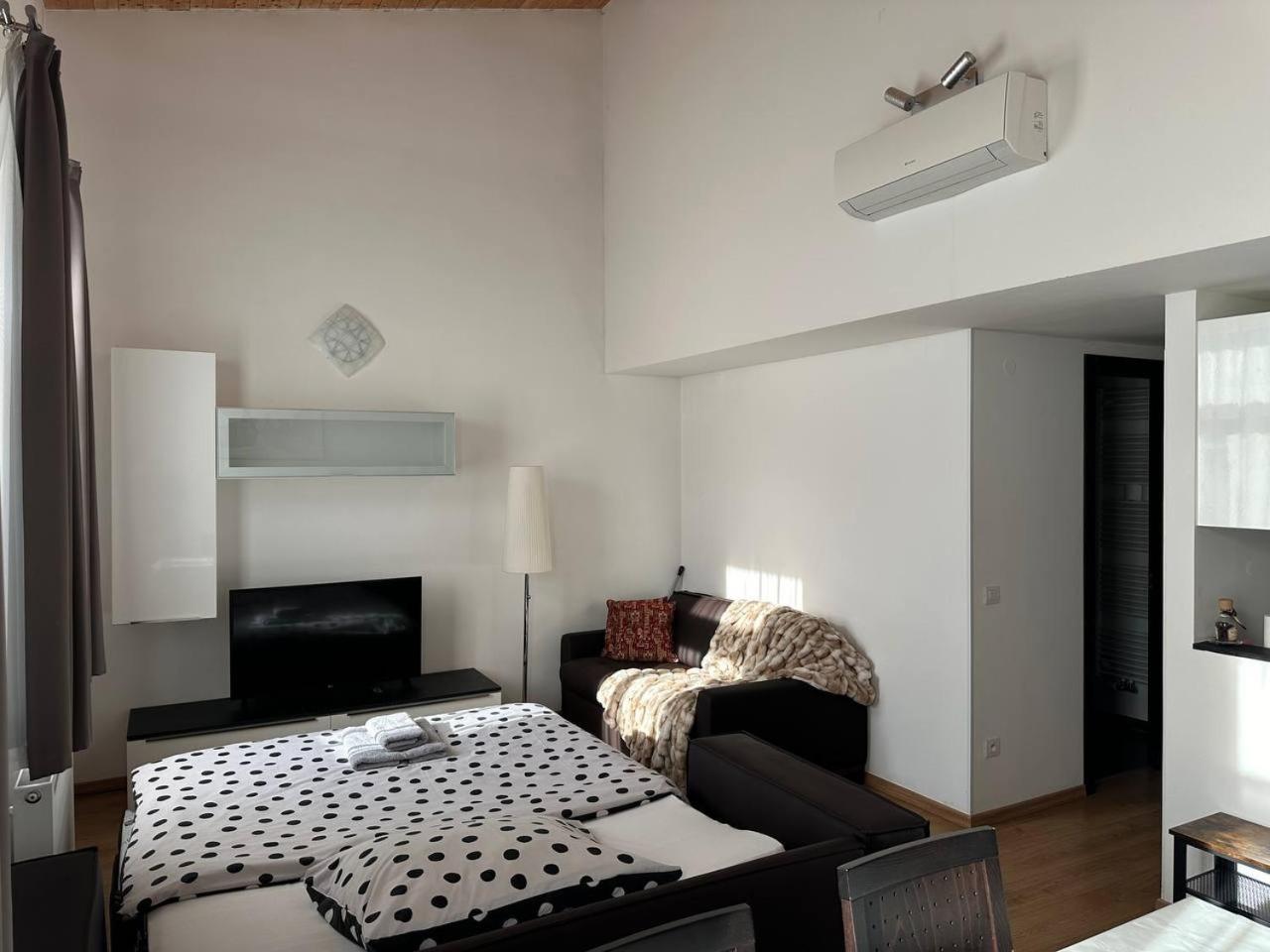 Appartamento Riverside Palace
