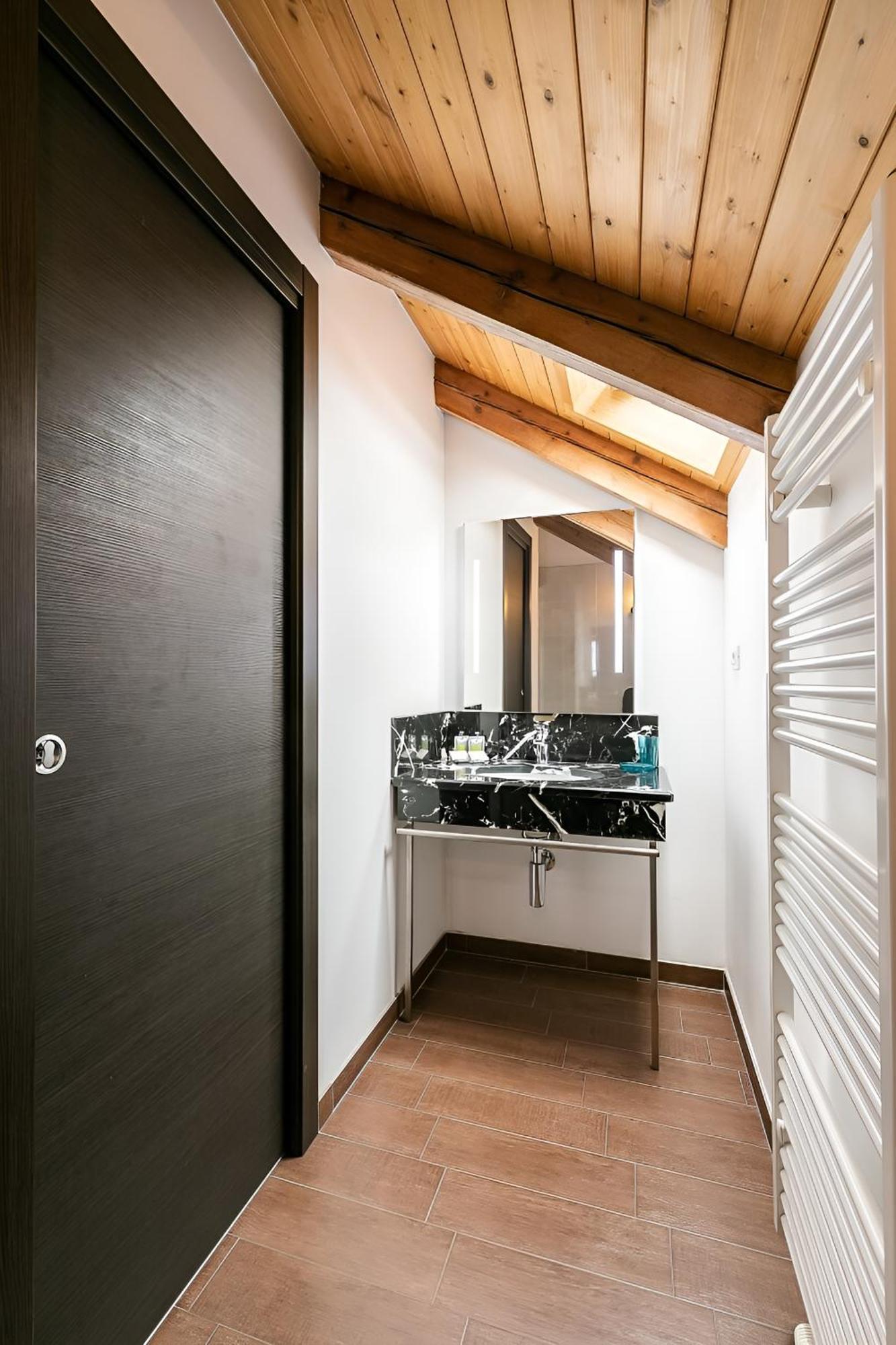 Apartment Riverside Palace Prague